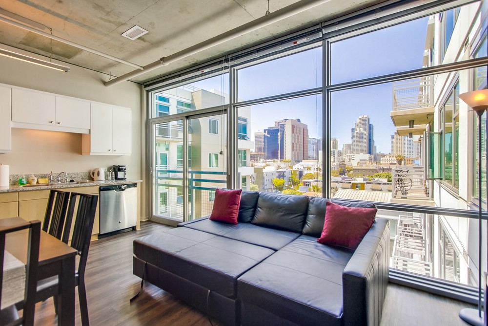 Virtual tour photo 9 of 41 for 707 Tenth Ave
