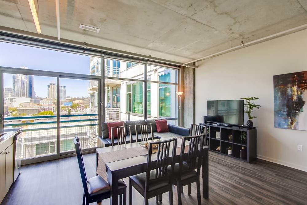 Virtual tour photo 12 of 41 for 707 Tenth Ave