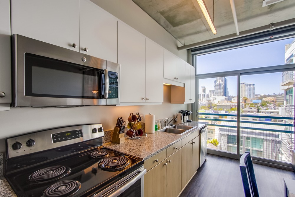 Virtual tour photo 17 of 41 for 707 Tenth Ave