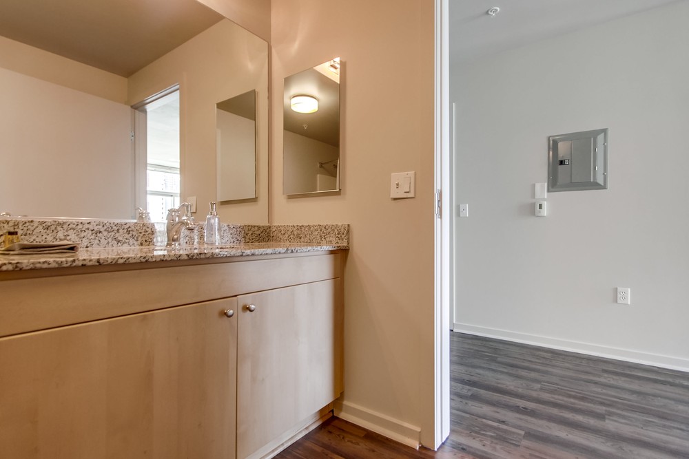 Virtual tour photo 28 of 41 for 707 Tenth Ave
