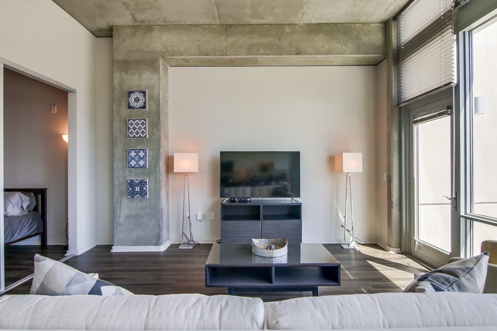 Virtual tour photo 3 of 50 for 707 Tenth Ave