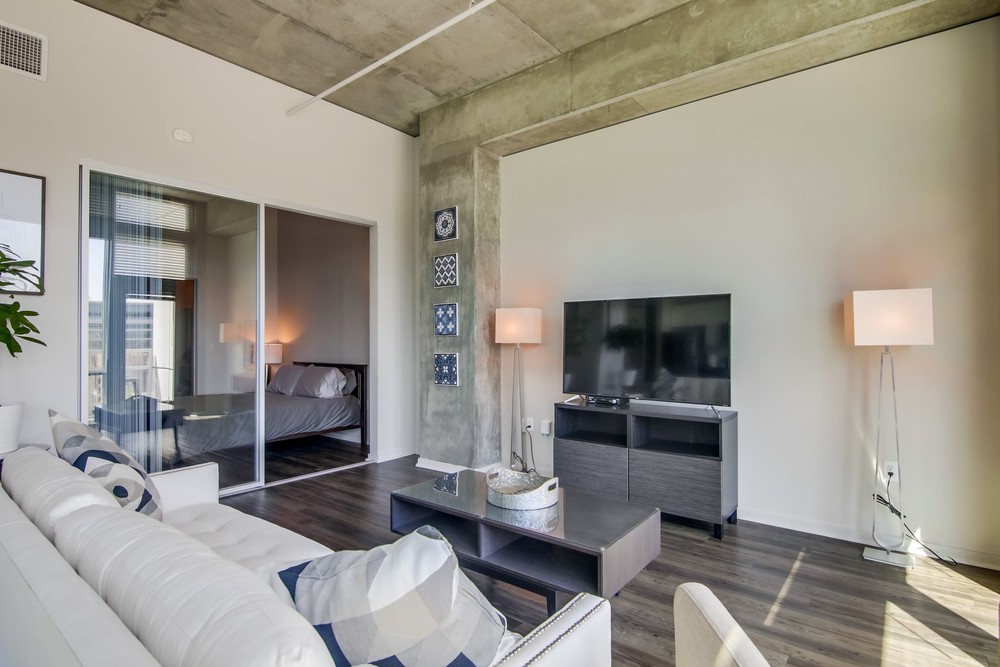 Virtual tour photo 9 of 50 for 707 Tenth Ave