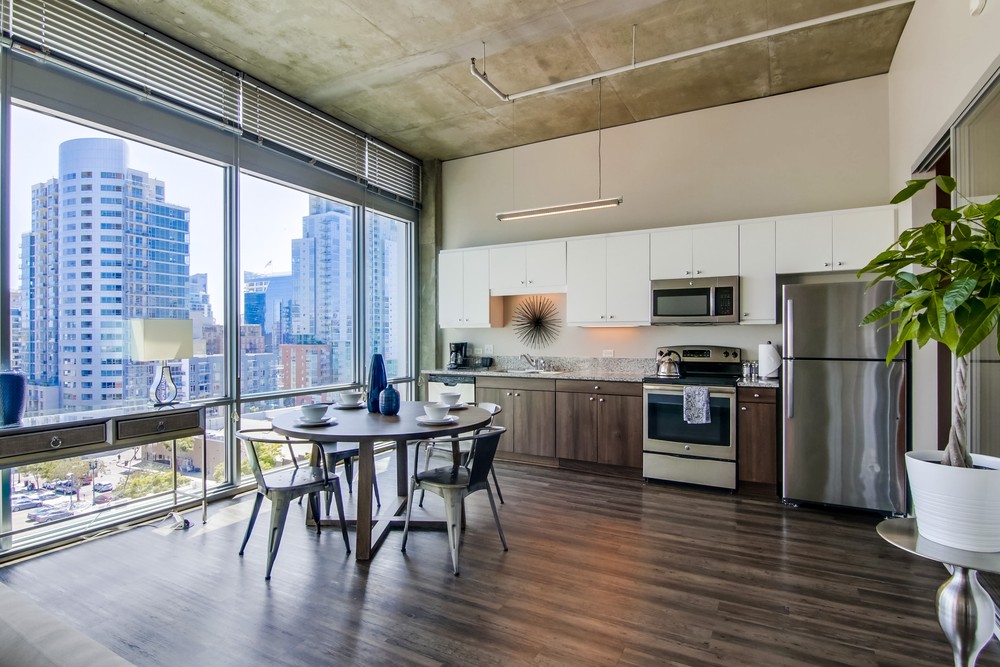 Virtual tour photo 10 of 50 for 707 Tenth Ave