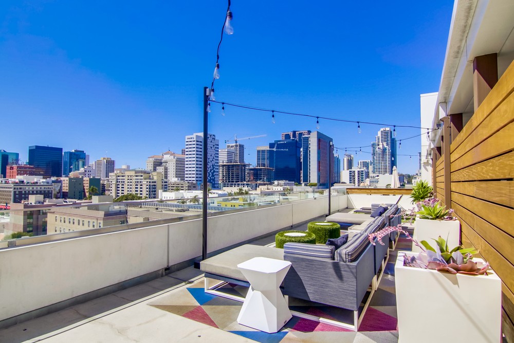 Virtual tour photo 47 of 50 for 707 Tenth Ave