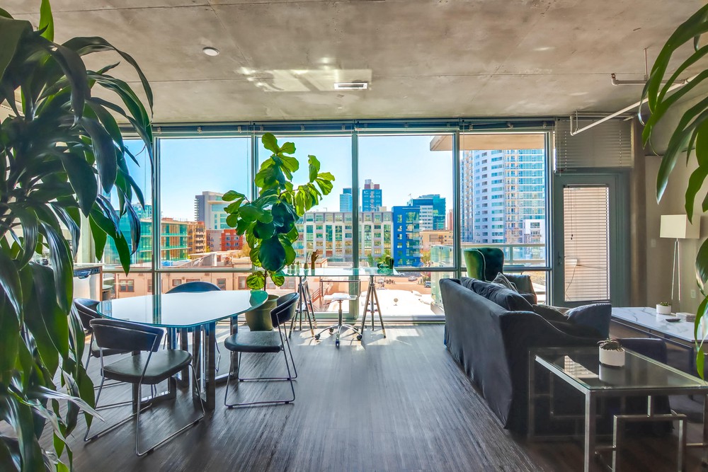 Virtual tour photo 3 of 38 for 707 Tenth Ave