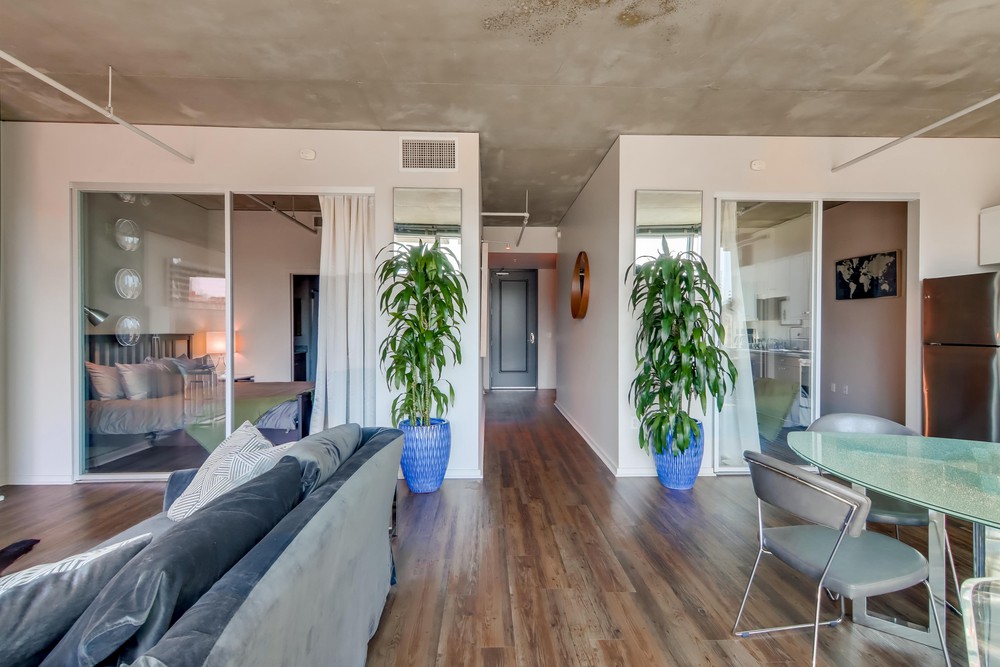 Virtual tour photo 4 of 38 for 707 Tenth Ave