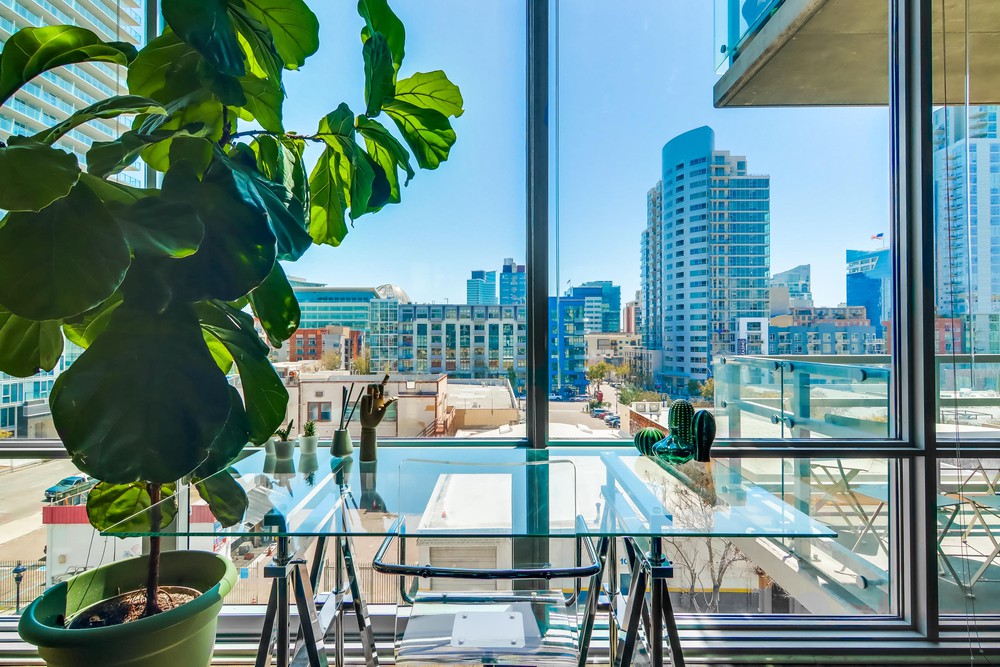 Virtual tour photo 16 of 38 for 707 Tenth Ave