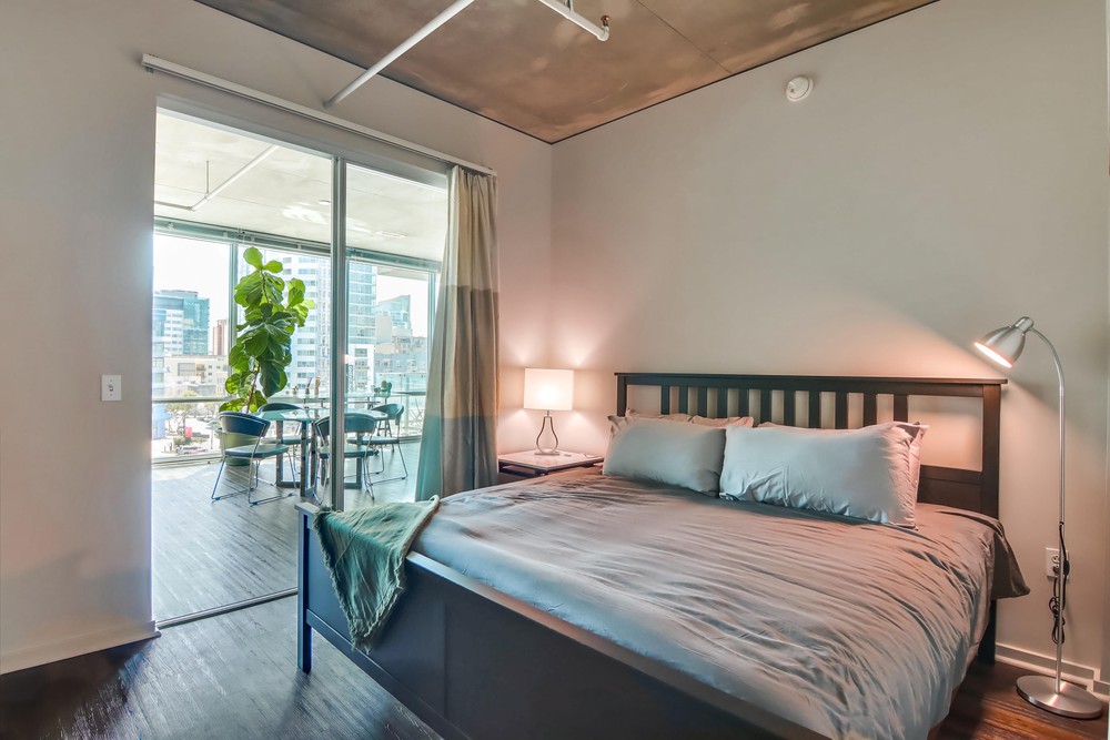 Virtual tour photo 35 of 38 for 707 Tenth Ave