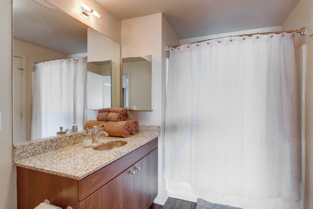 Virtual tour photo 37 of 38 for 707 Tenth Ave