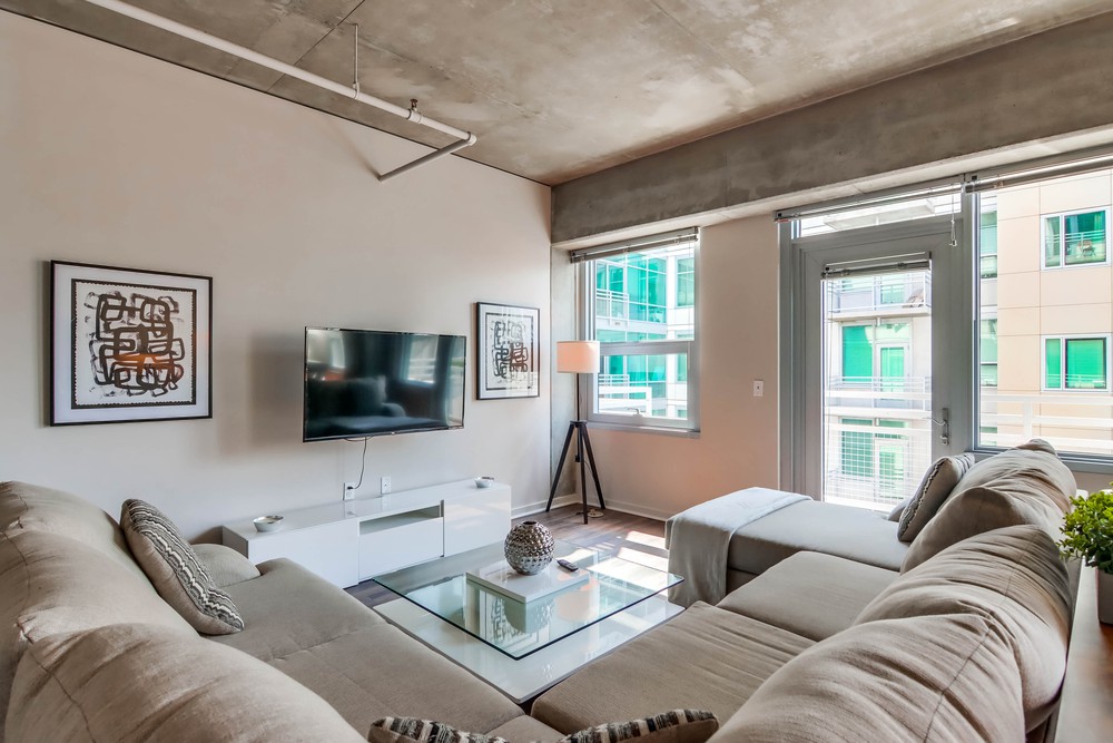 Virtual tour photo 3 of 39 for 707 Tenth Ave
