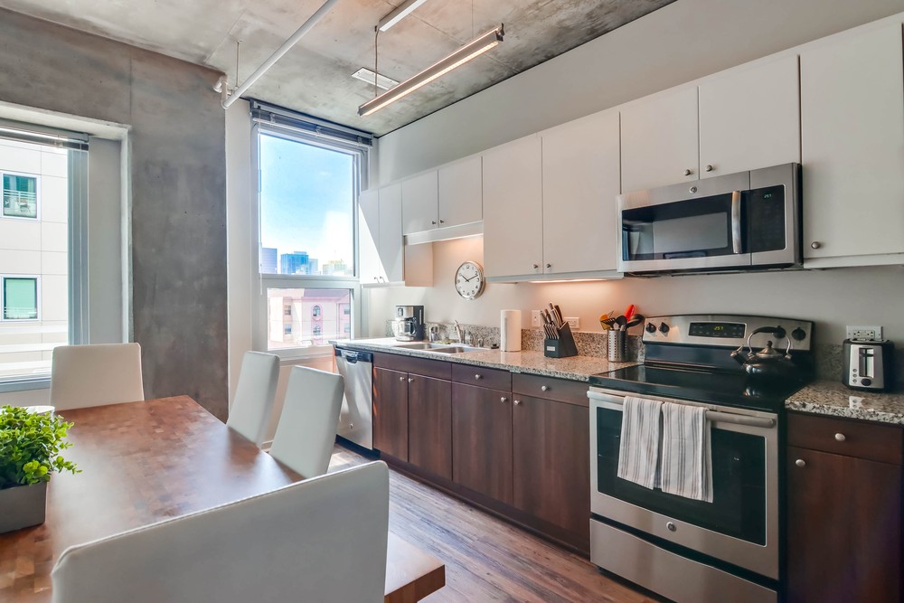 Virtual tour photo 15 of 39 for 707 Tenth Ave