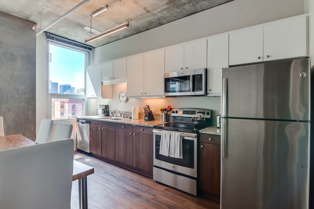 Virtual tour photo 16 of 39 for 707 Tenth Ave
