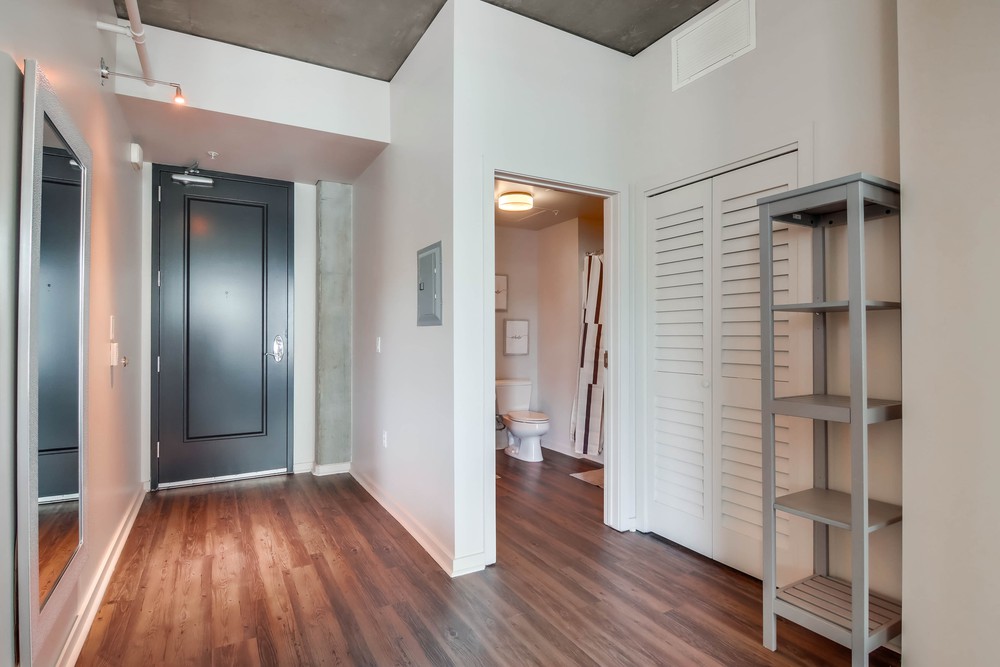 Virtual tour photo 18 of 39 for 707 Tenth Ave