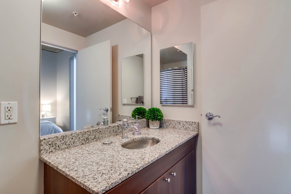 Virtual tour photo 27 of 39 for 707 Tenth Ave