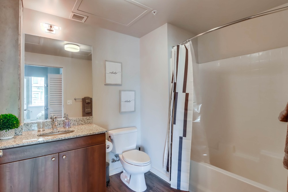 Virtual tour photo 34 of 39 for 707 Tenth Ave