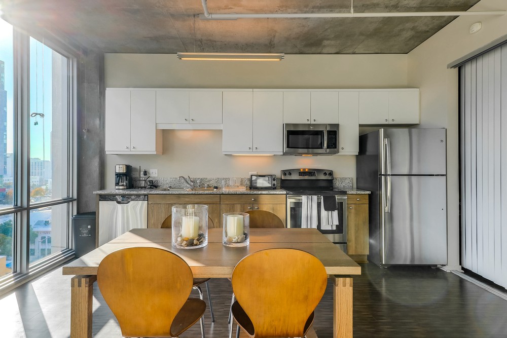 Virtual tour photo 16 of 39 for 707 Tenth Ave