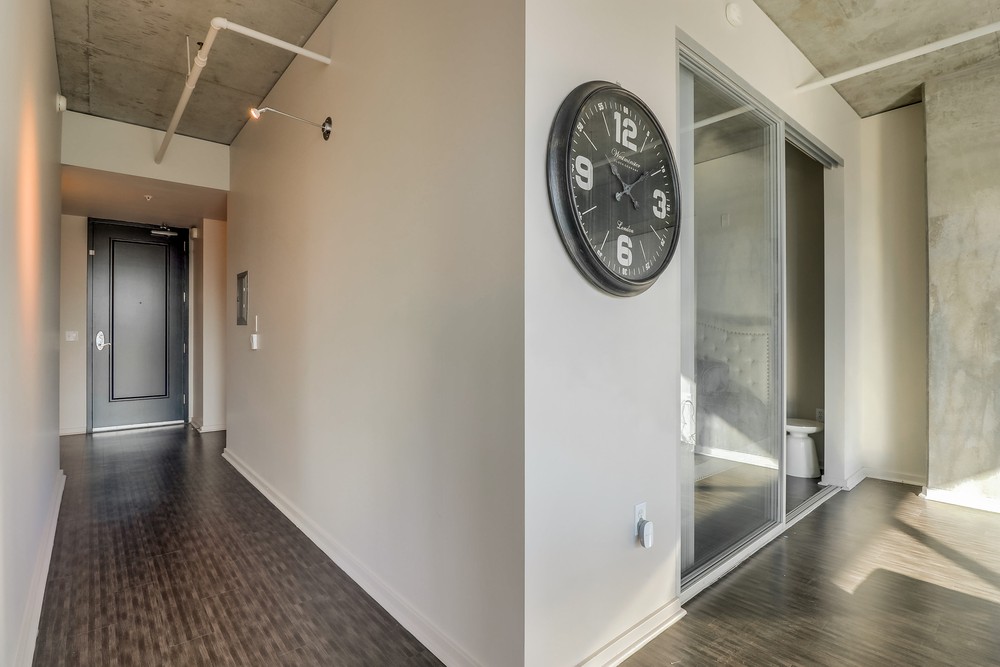 Virtual tour photo 21 of 39 for 707 Tenth Ave
