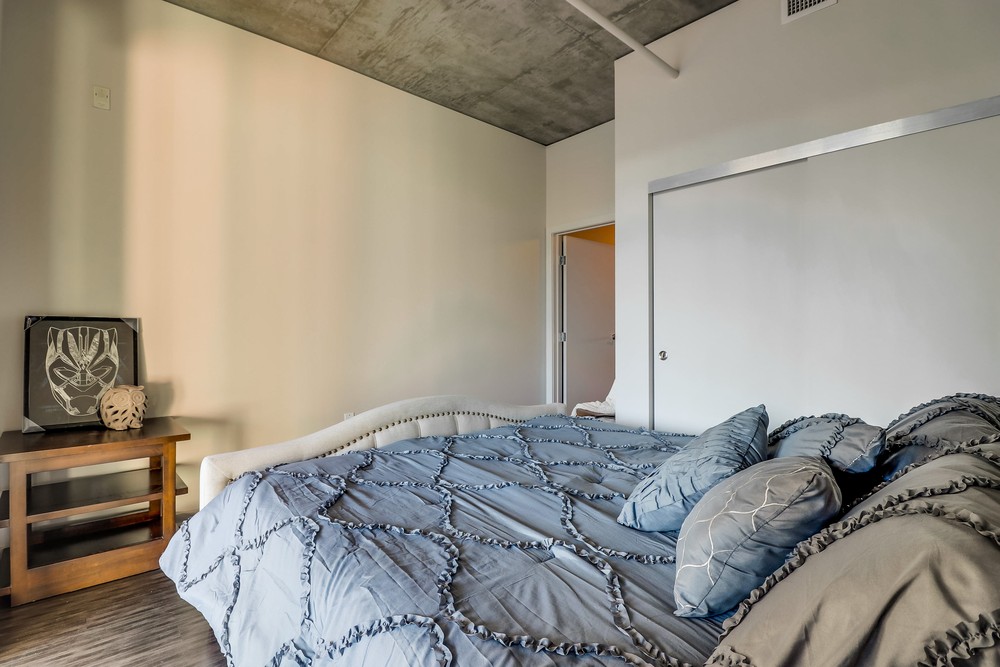 Virtual tour photo 31 of 39 for 707 Tenth Ave