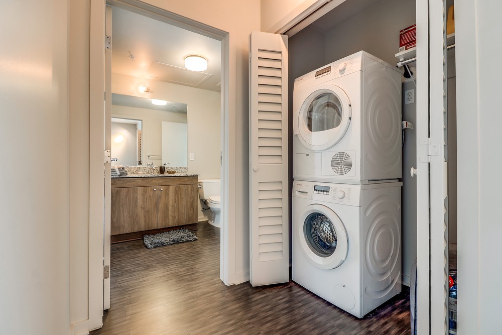 Virtual tour photo 33 of 39 for 707 Tenth Ave