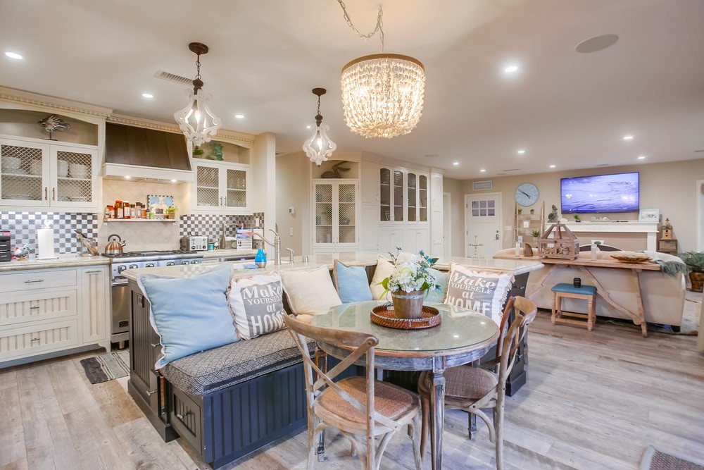 Virtual tour photo 46 of 106 for 708 Liverpool Ct