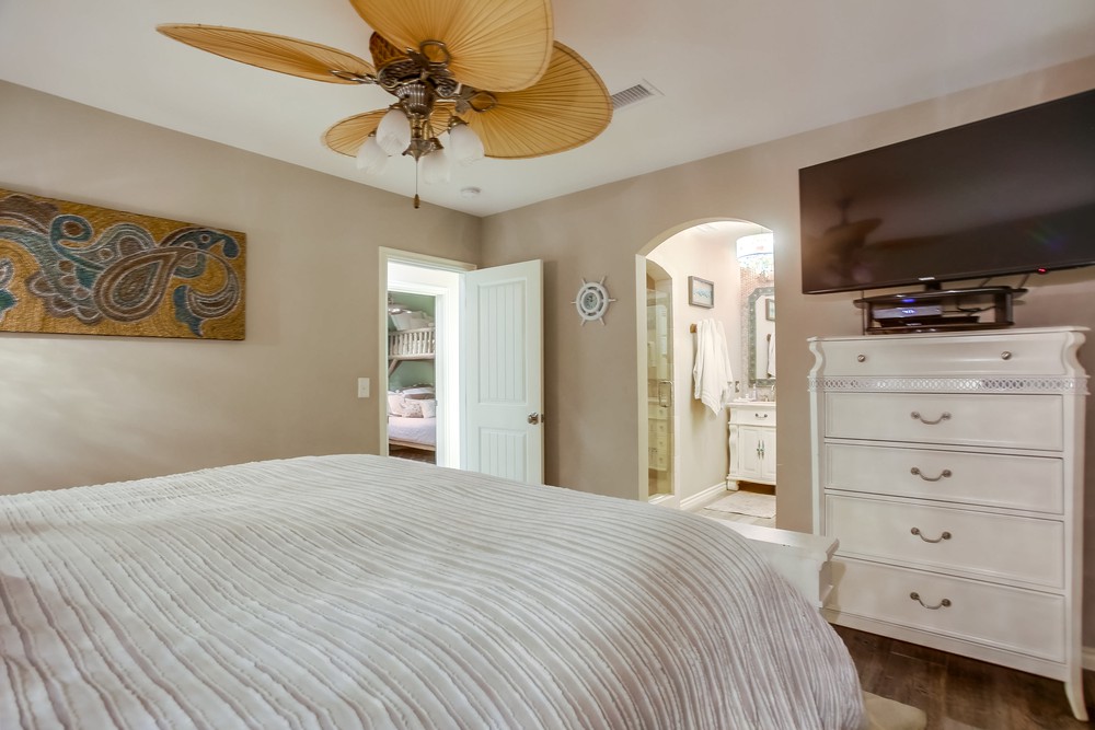 Virtual tour photo 61 of 106 for 708 Liverpool Ct
