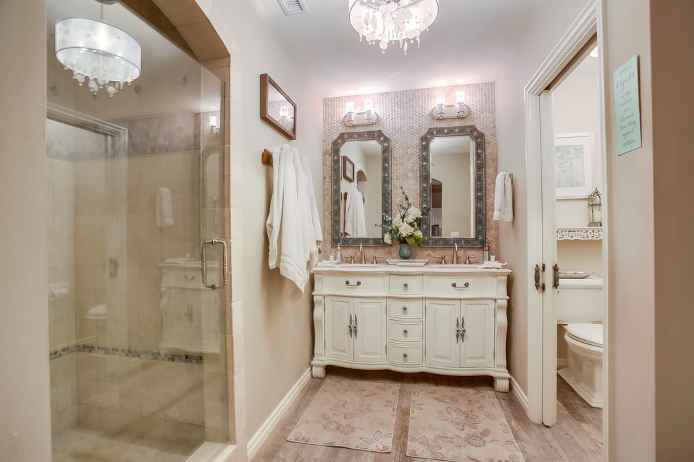 Virtual tour photo 62 of 106 for 708 Liverpool Ct