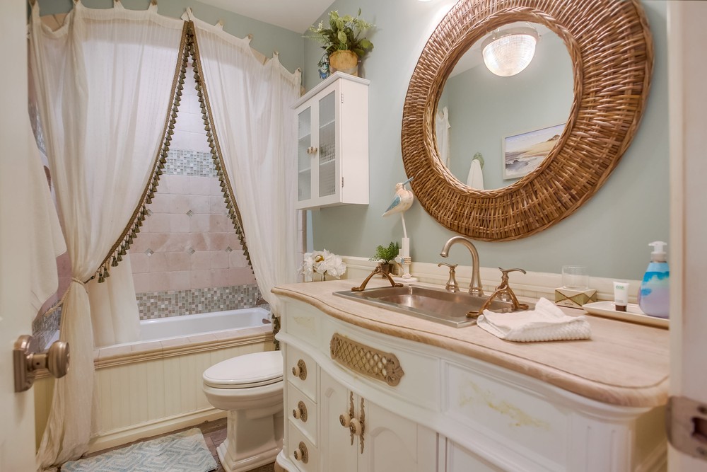 Virtual tour photo 69 of 106 for 708 Liverpool Ct