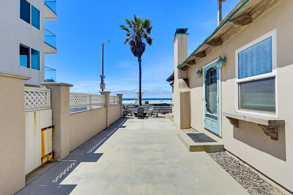 Virtual tour photo 105 of 106 for 708 Liverpool Ct