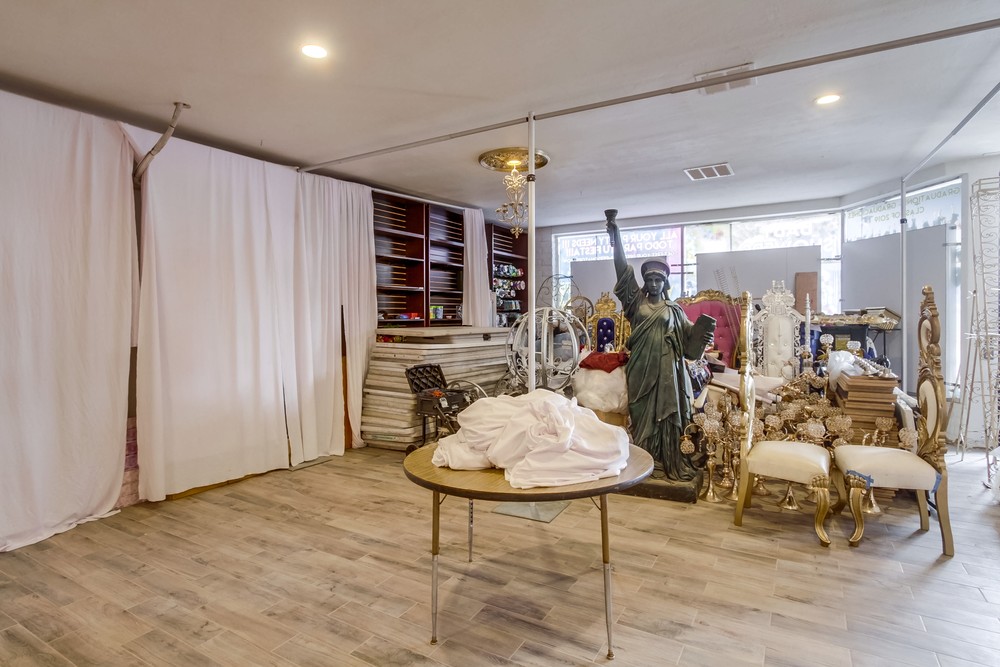 Virtual tour photo 16 of 37 for 7082 El Cajon Blvd