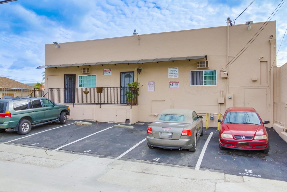 Virtual tour photo 21 of 37 for 7082 El Cajon Blvd