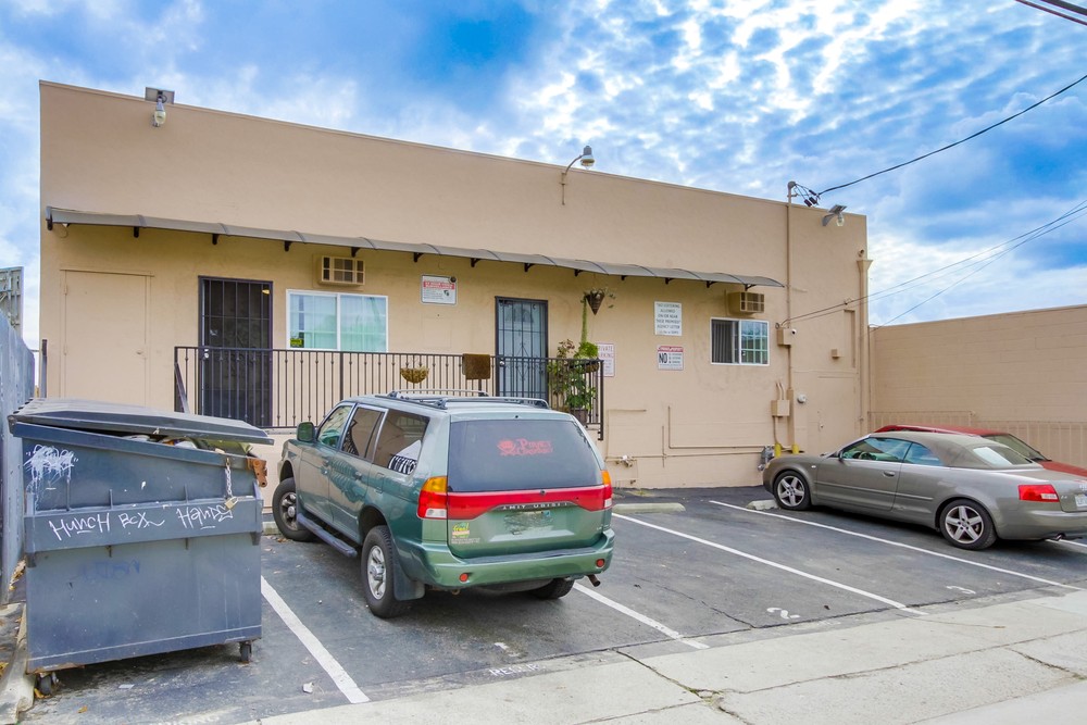 Virtual tour photo 22 of 37 for 7082 El Cajon Blvd