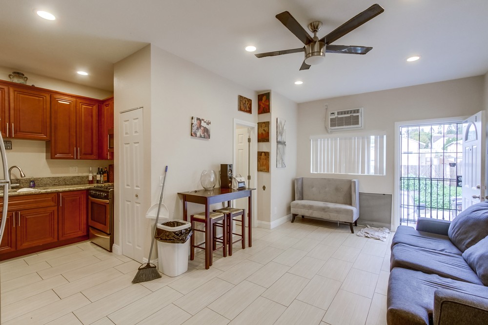 Virtual tour photo 25 of 37 for 7082 El Cajon Blvd