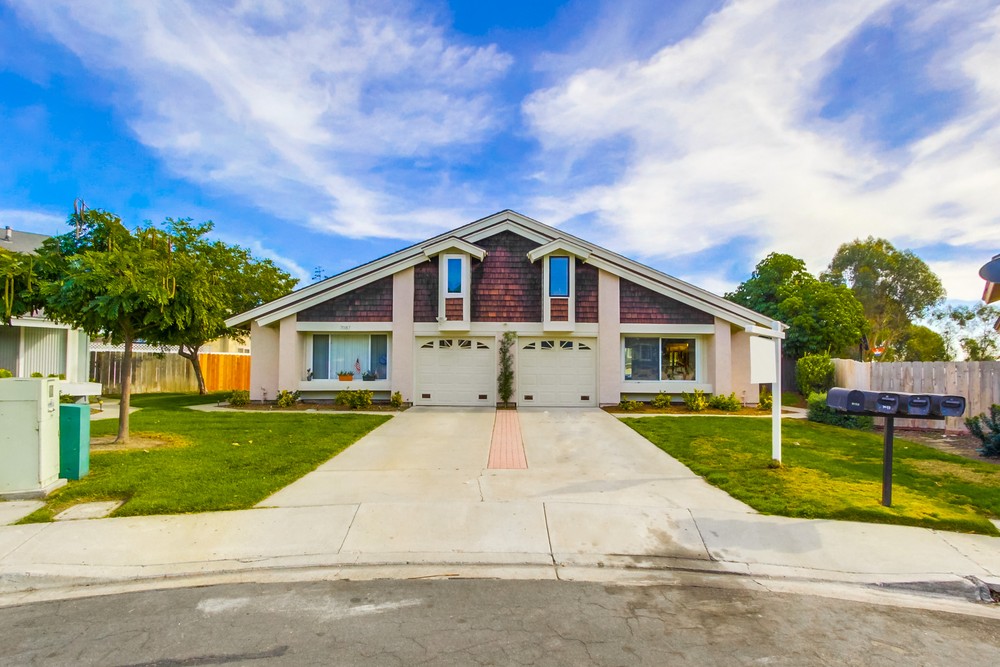 Virtual tour photo 1 of 39 for 7083 Deerhurst Ct