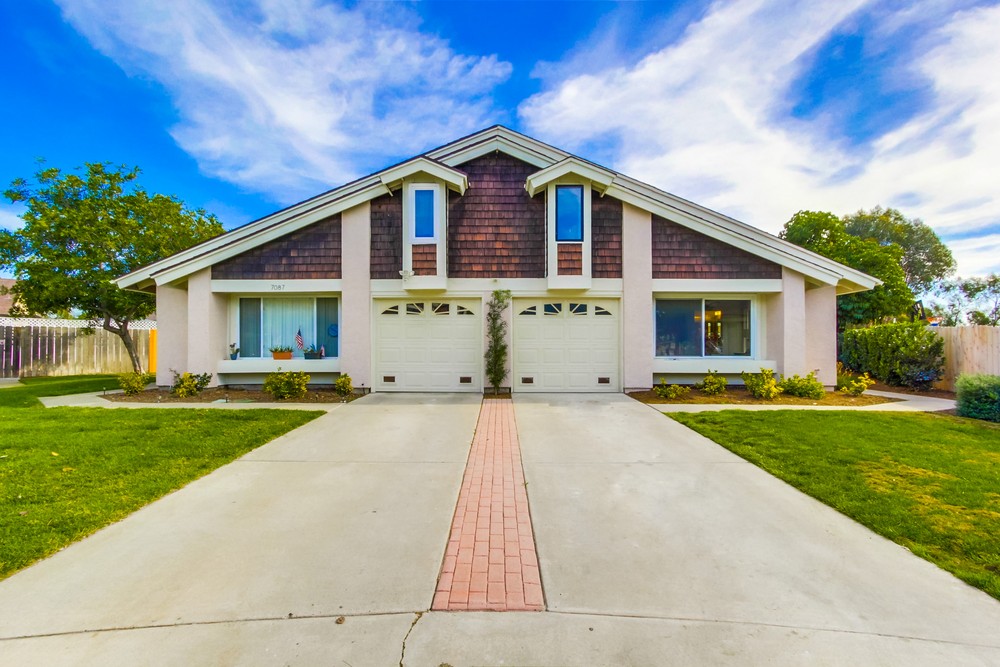 Virtual tour photo 3 of 39 for 7083 Deerhurst Ct