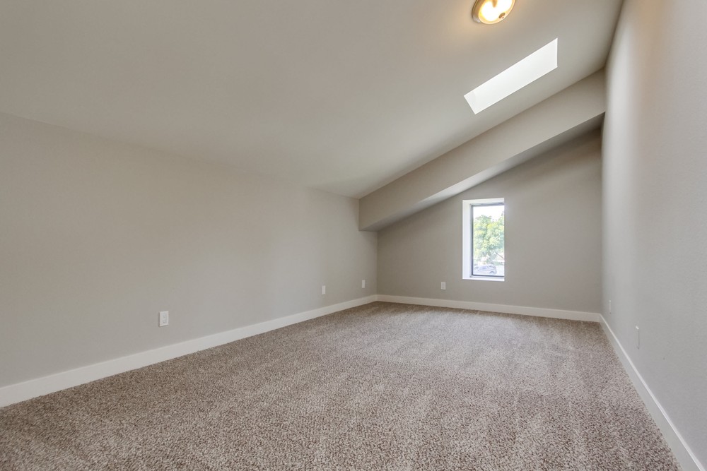 Virtual tour photo 30 of 39 for 7083 Deerhurst Ct