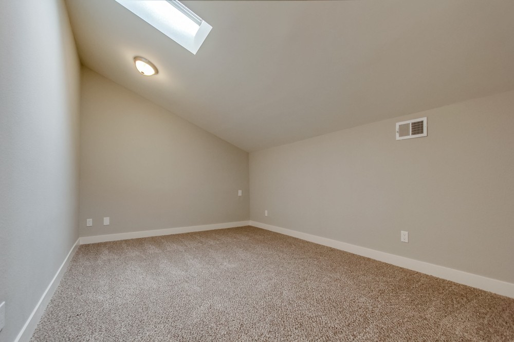 Virtual tour photo 32 of 39 for 7083 Deerhurst Ct