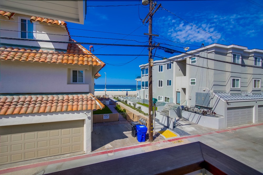 Virtual tour photo 44 of 69 for 709 Ensenada Ct