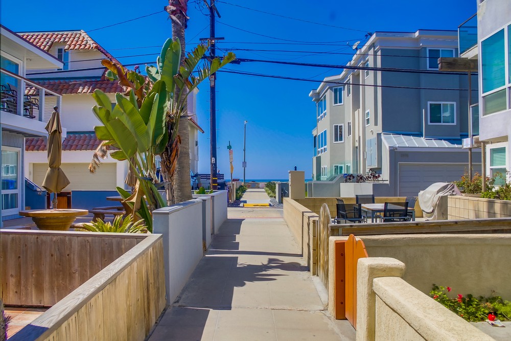 Virtual tour photo 52 of 69 for 709 Ensenada Ct