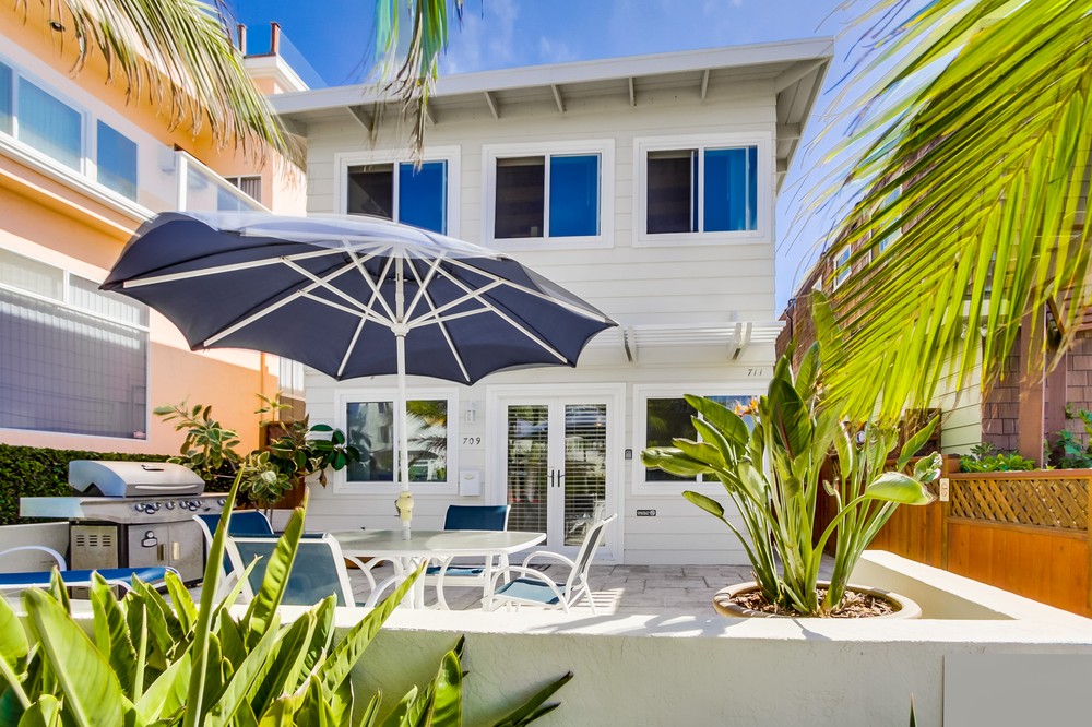 Virtual tour photo 1 of 42 for 709 Law Street