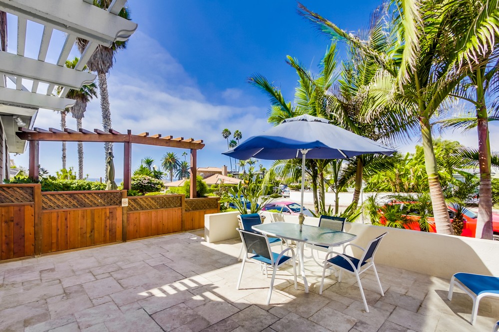 Virtual tour photo 9 of 42 for 709 Law Street