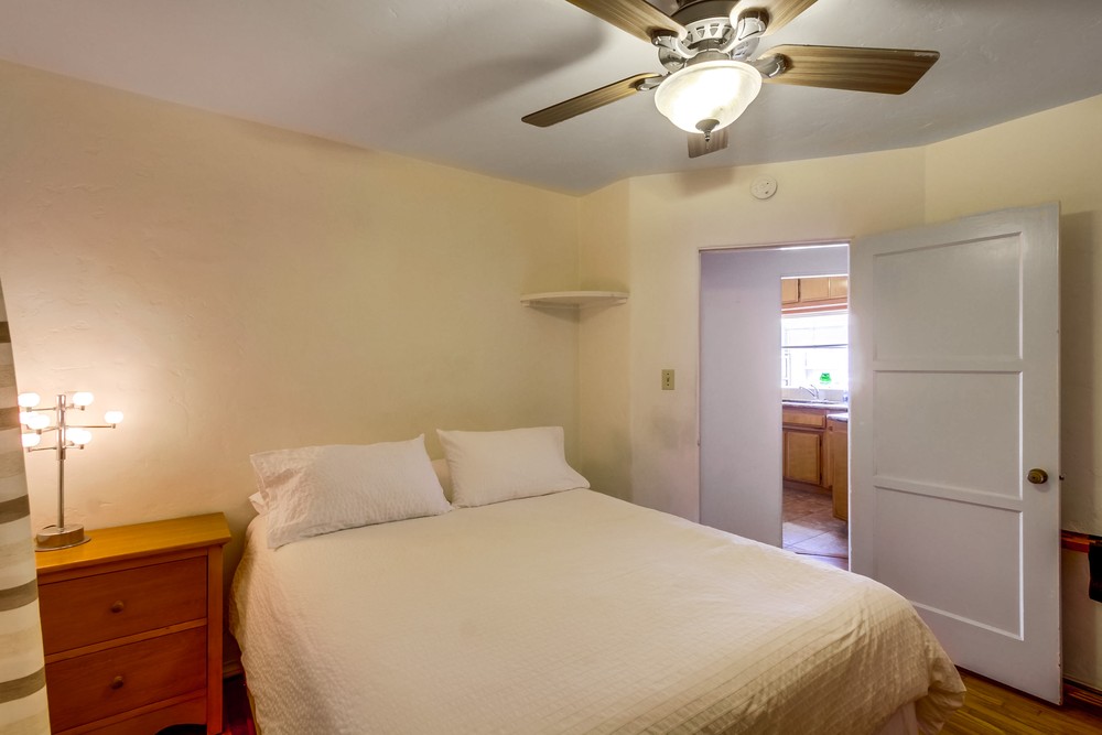 Virtual tour photo 16 of 21 for 709 Whiting Ct