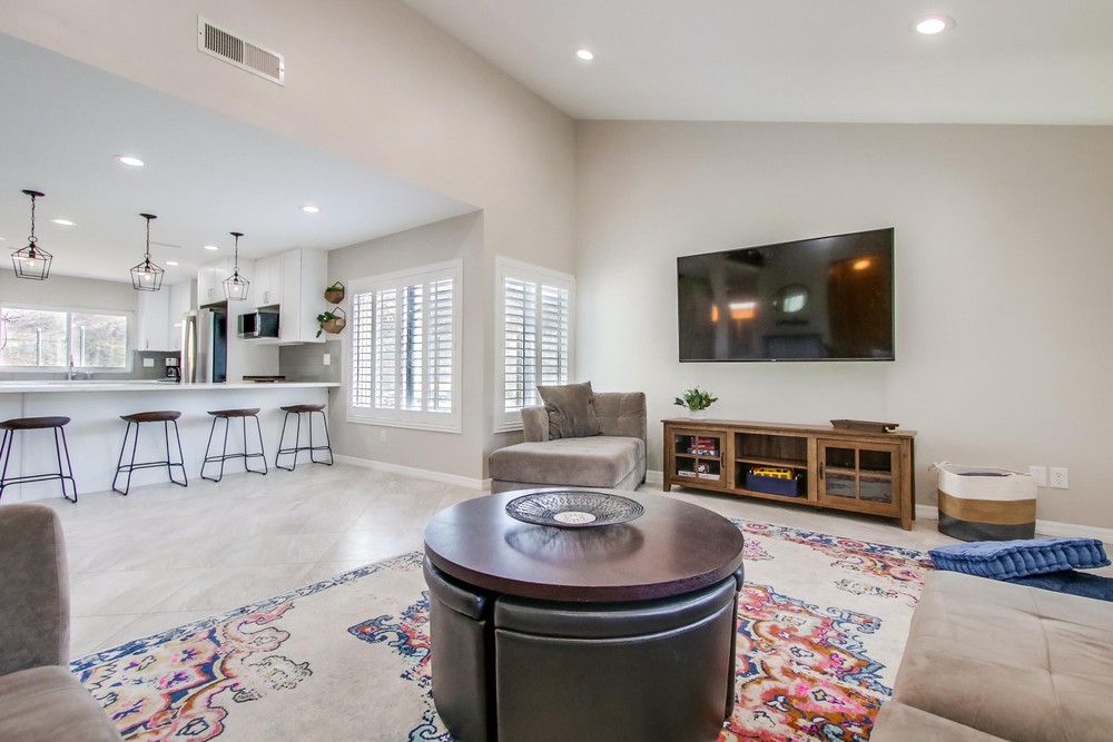 Virtual tour photo 11 of 60 for 7096 Birchcreek Rd