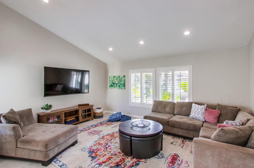 Virtual tour photo 12 of 60 for 7096 Birchcreek Rd