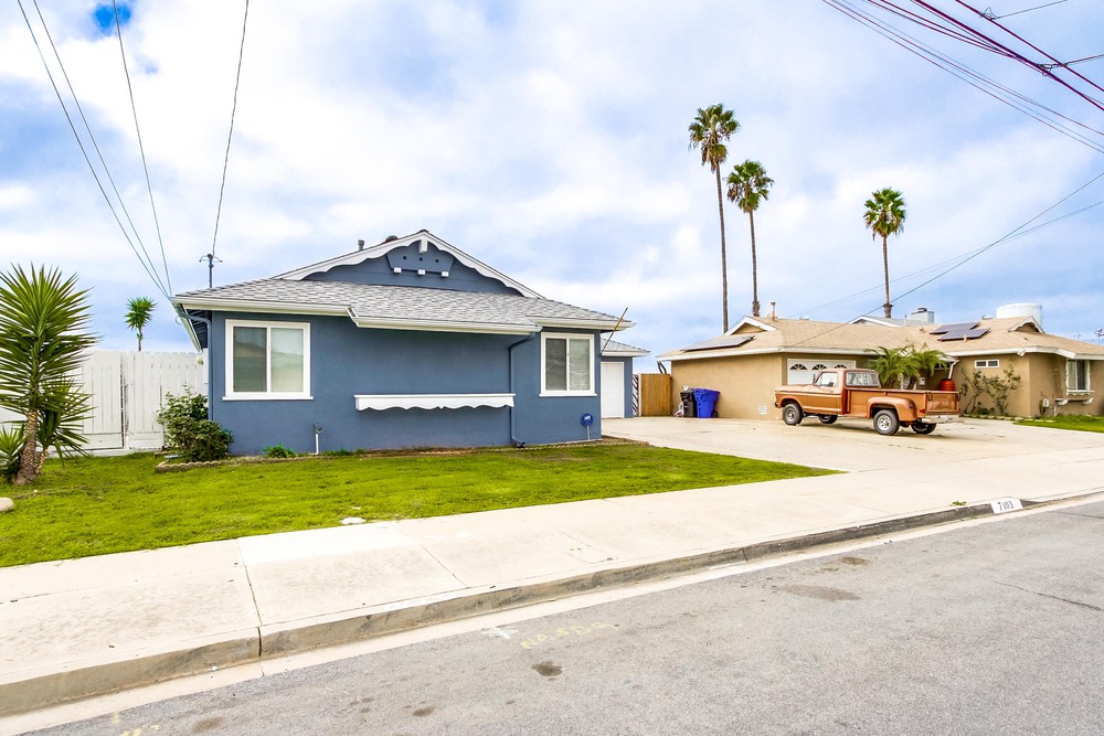 Virtual tour photo 3 of 67 for 7103 Windward St