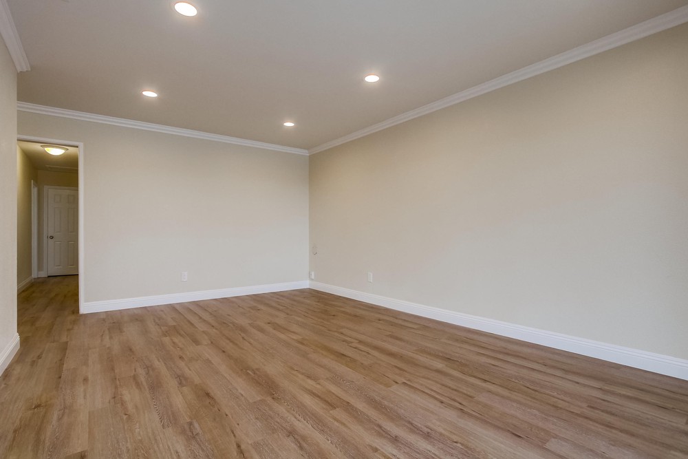 Virtual tour photo 18 of 67 for 7103 Windward St