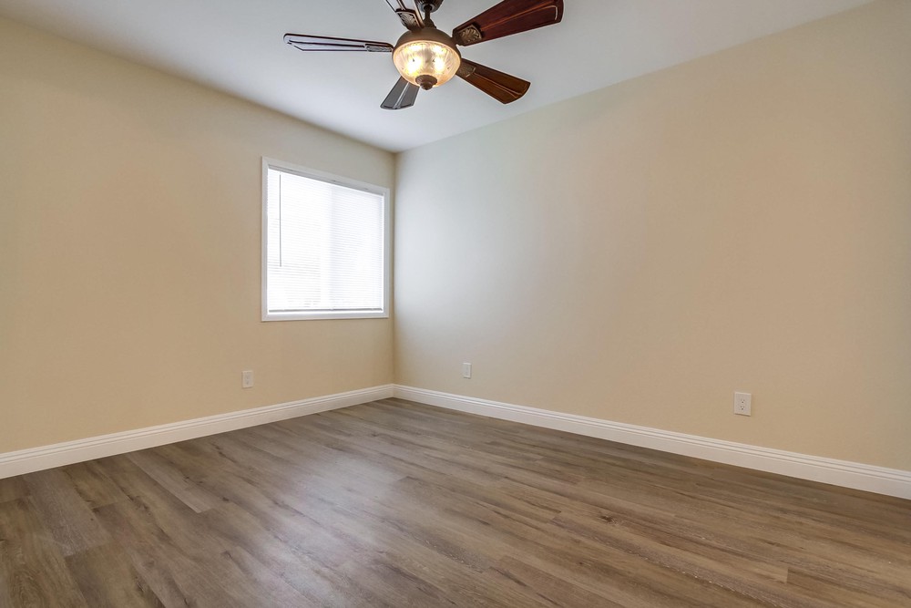 Virtual tour photo 25 of 67 for 7103 Windward St