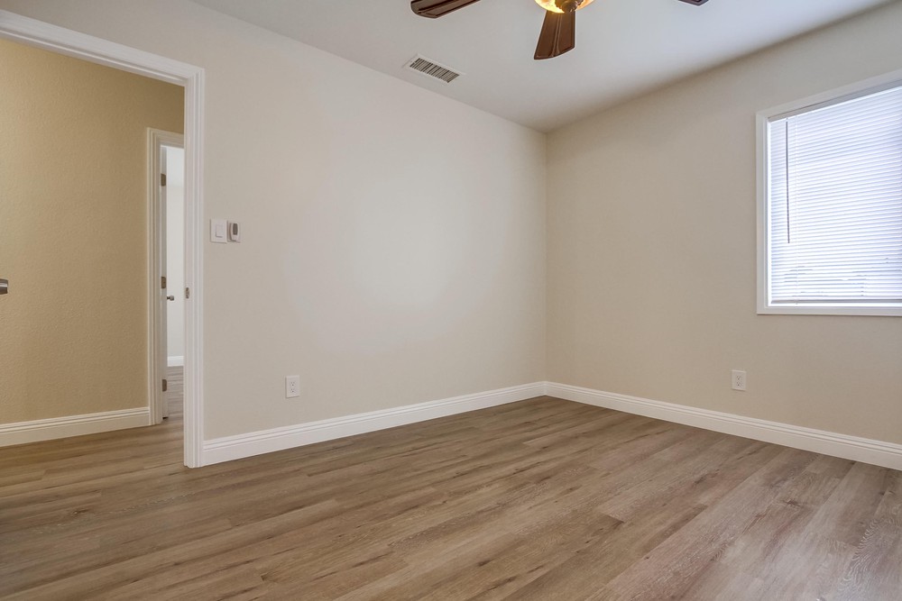 Virtual tour photo 26 of 67 for 7103 Windward St