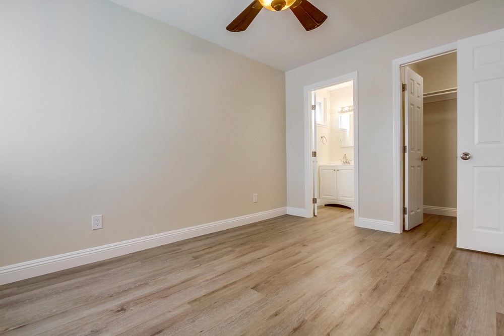 Virtual tour photo 27 of 67 for 7103 Windward St