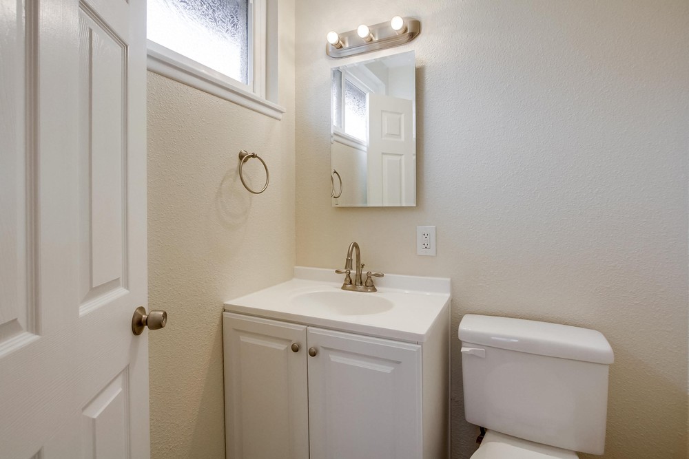 Virtual tour photo 34 of 67 for 7103 Windward St