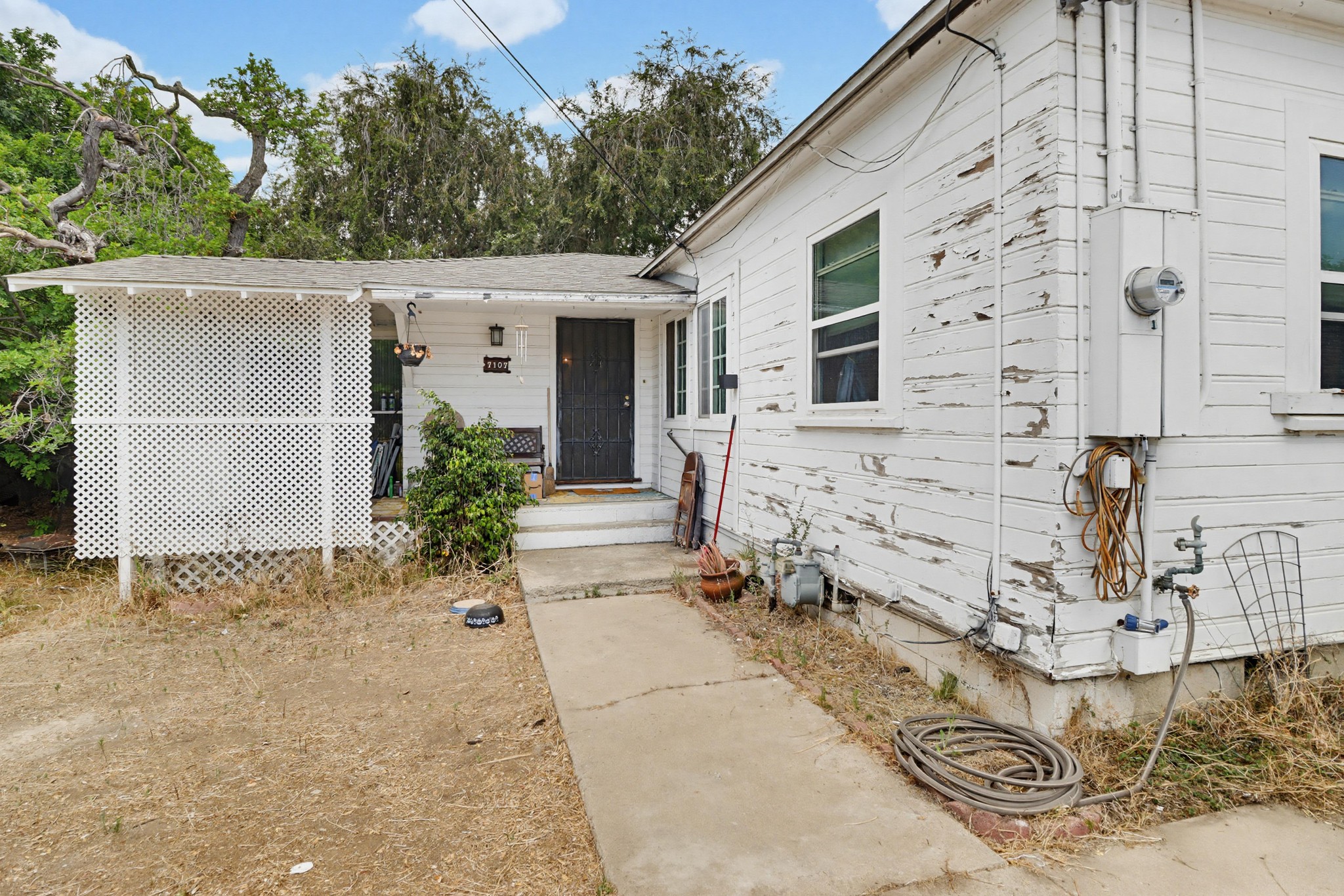 Virtual tour photo 8 of 56 for 7107 Suerich Ln